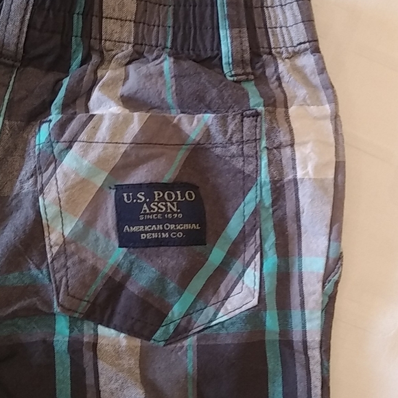 U.S. Polo Assn. Blue/Grey Plaid Shorts Size 3T - Picture 5 of 8